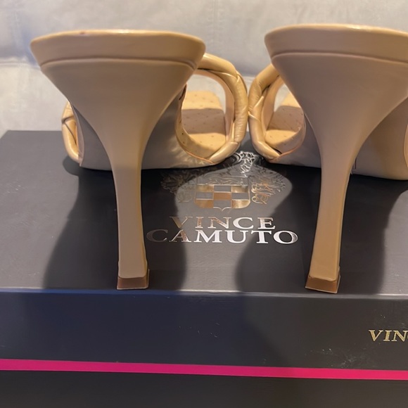Vince Camuto Brelanie Woven-Strap Mule - Picture 3 of 7